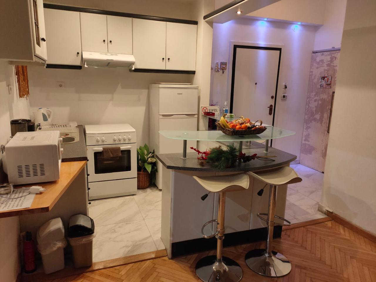 Athens Riviera Apt with Seaview 15' To Acropolis — 4-Star Luxury Hotel in Palaio Faliro, Greece