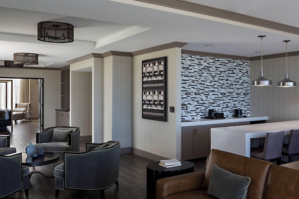Omaha Marriott Downtown at the Capitol District - photo 19