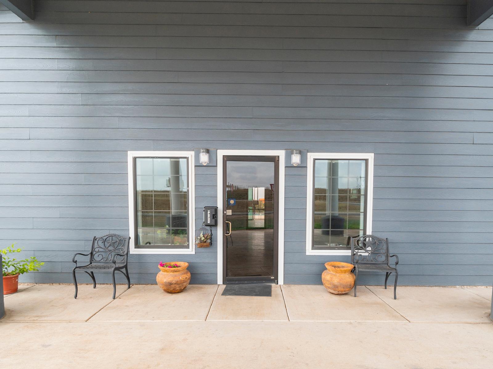 Oyo Hotel Pearsall I 35 West - photo 22