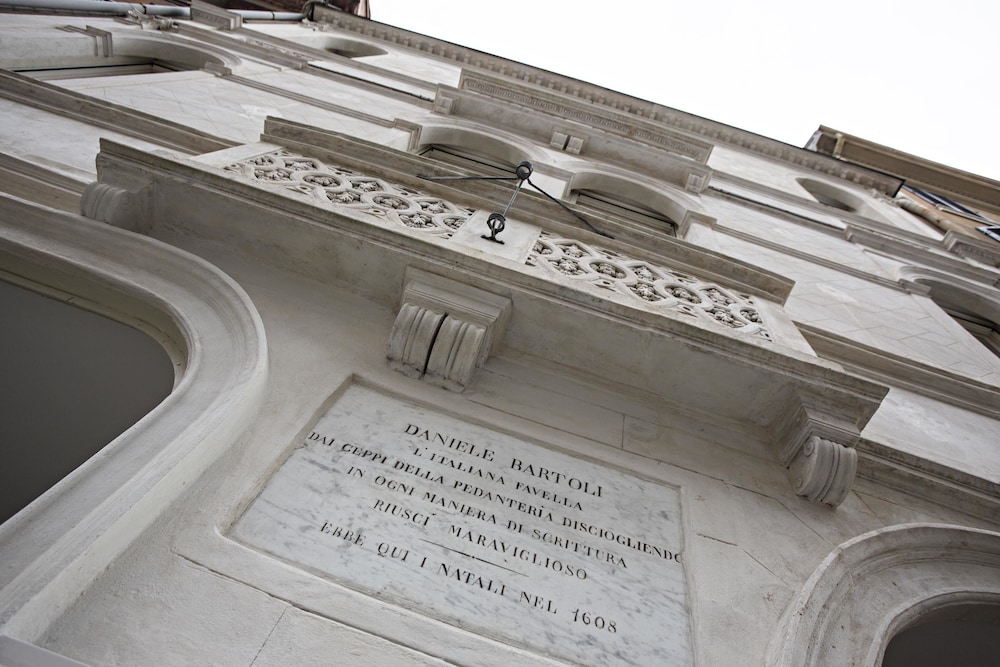 Borgoleoni 18 in Ferrara, Italy