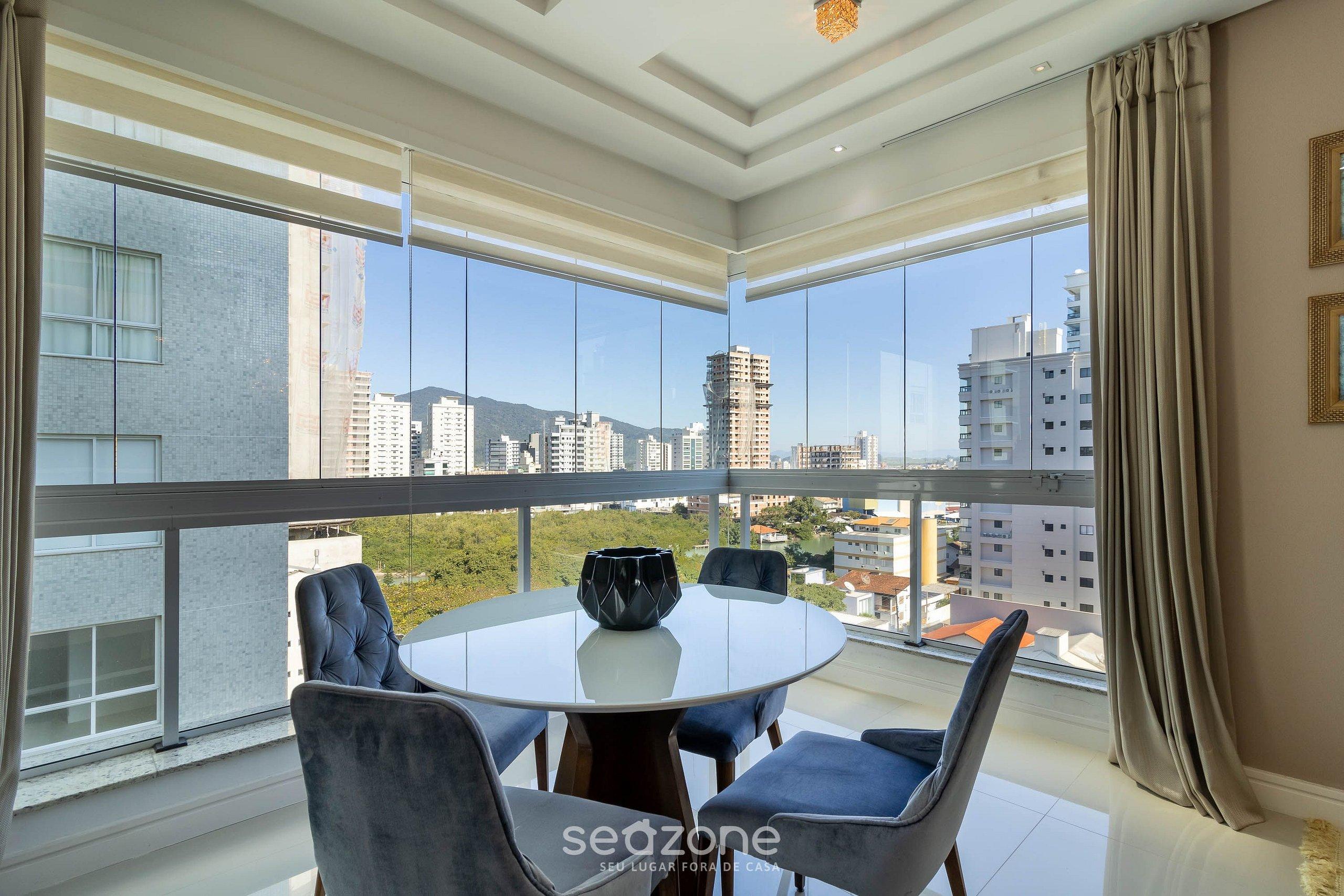 Apto a poucos passos da Praia em Itapema RMD902 in Itapema, Brasil