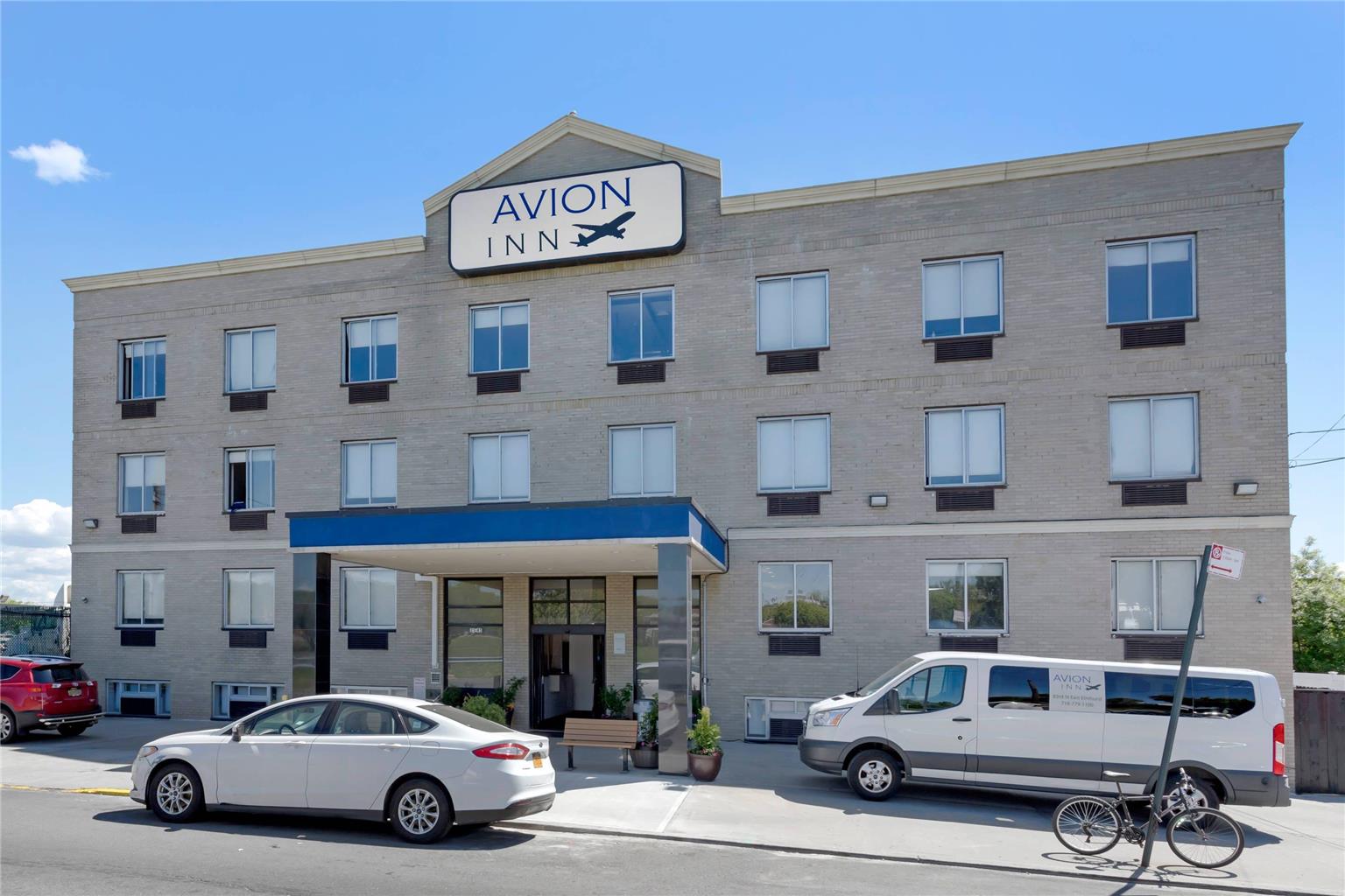 Avion Inn Near LGA Airport an Ascend Collection Hotel - photo 2