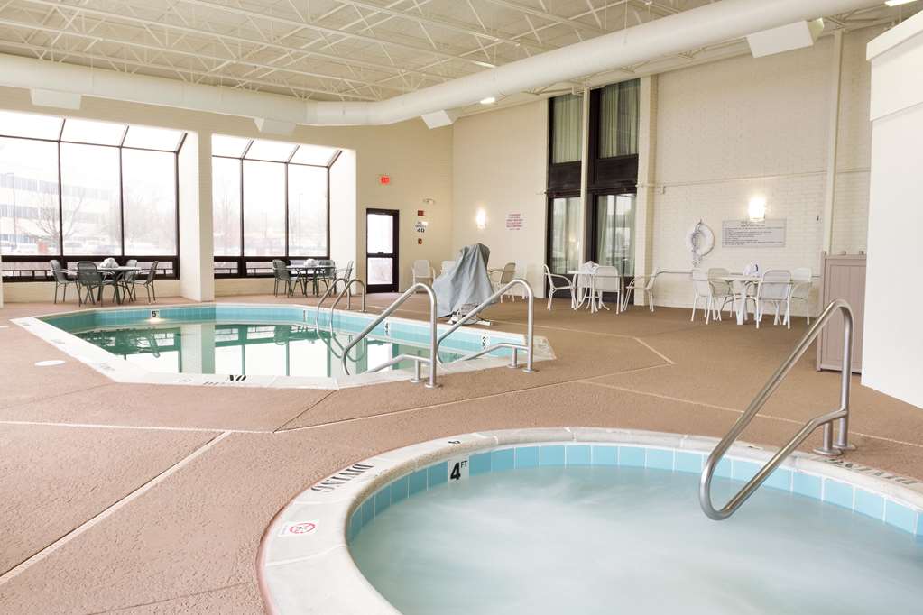 Drury Inn & Suites St. Louis Airport - photo 21
