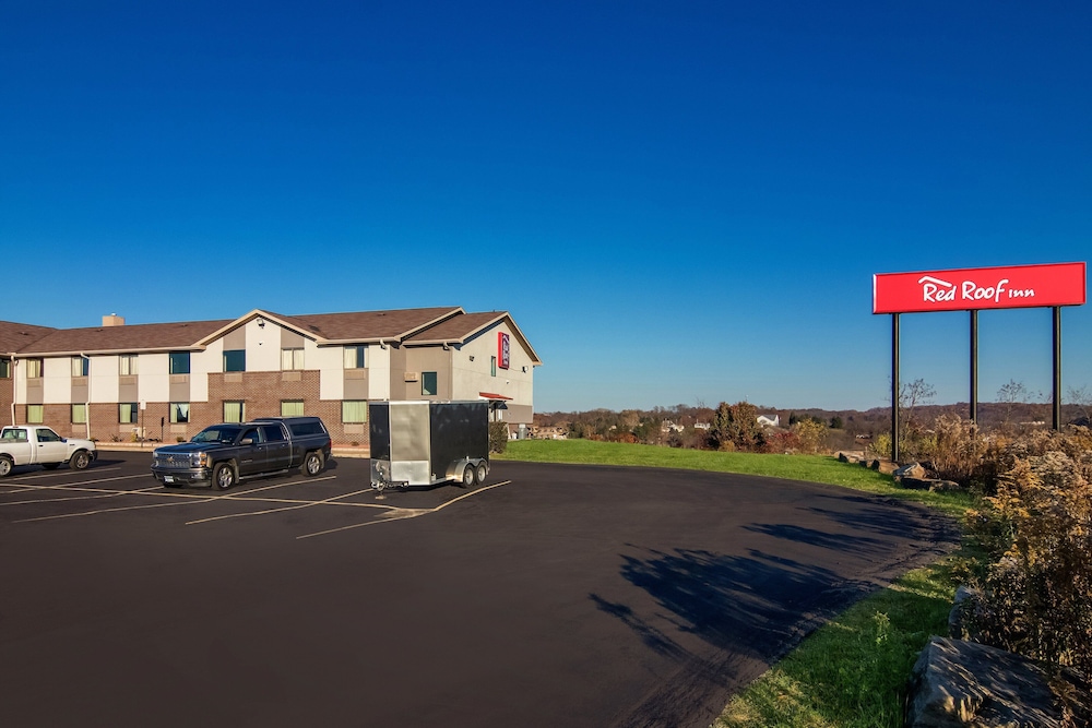 Red Roof Inn Greensburg - photo 35
