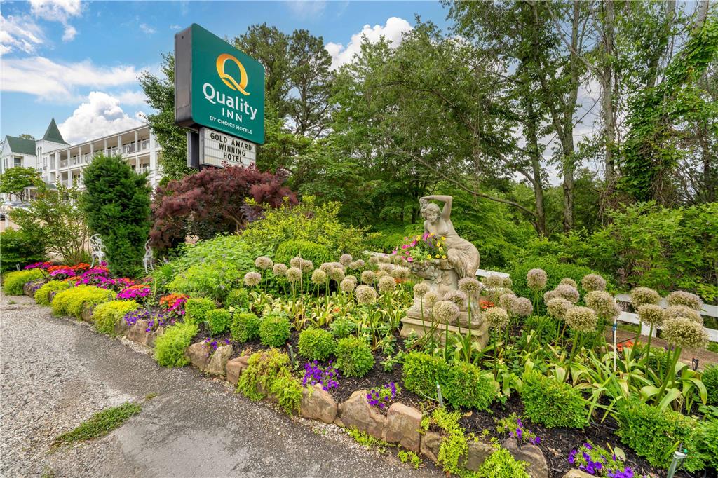 Quality Inn Eureka Springs South - photo 12