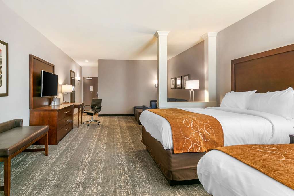 Comfort Suites North Tupelo - photo 22