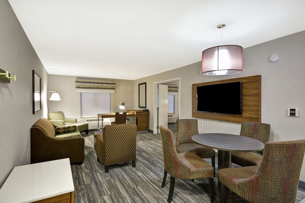 Hampton Inn & Suites Yuma - photo 15