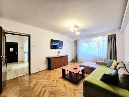 Airy & Comfy with Parking TRANQUIL Unirii — 4-Star Luxury Hotel in Bucharest, Romania