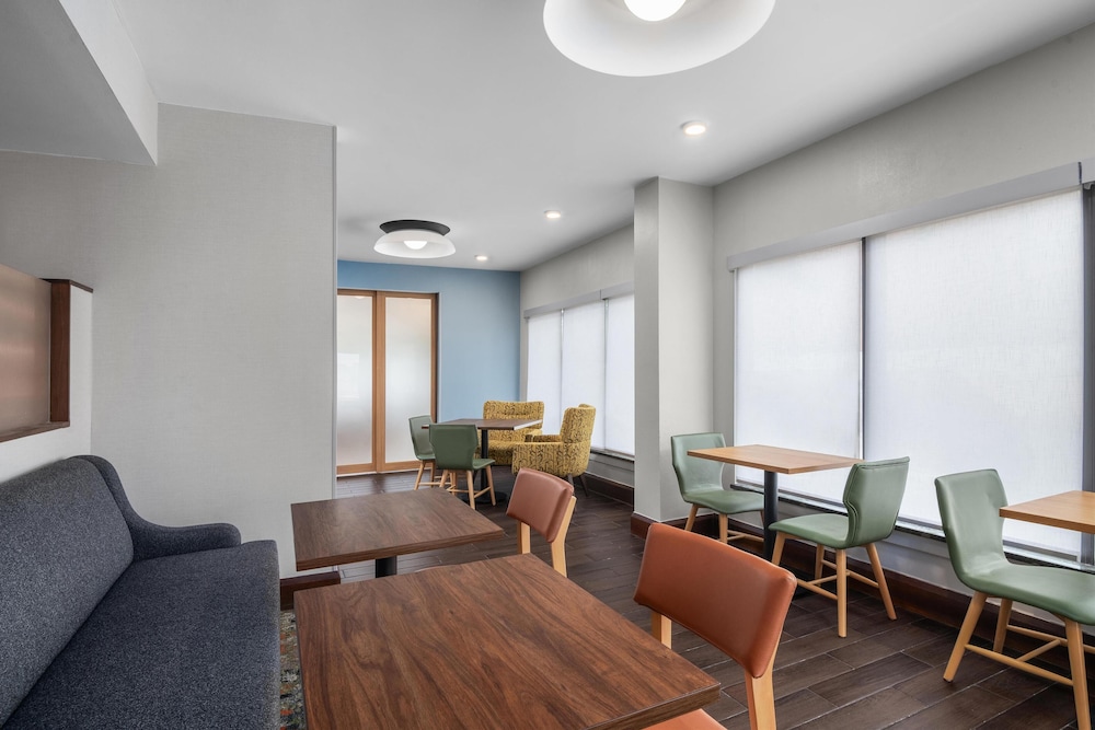 Hampton Inn Memphis Southaven - photo 26