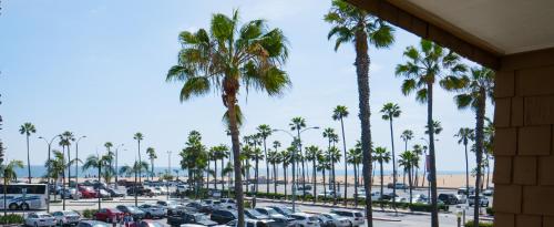 600 E Oceanfront 2B — 4-Star Luxury Hotel in Newport Beach, United States