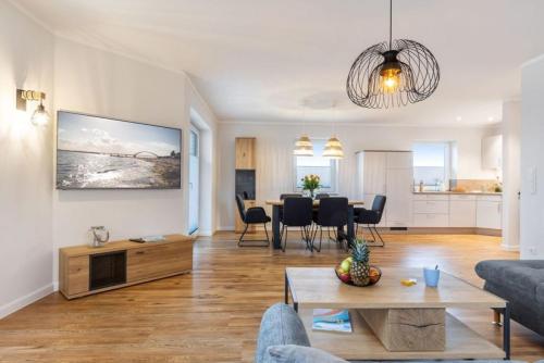 Ferienhof Marquardt Bungalow 1 — 4-Star Luxury Hotel in Fehmarn, Germany