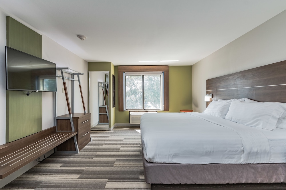 Holiday Inn Express Hotel & Suites South Bend by IHG - photo 9
