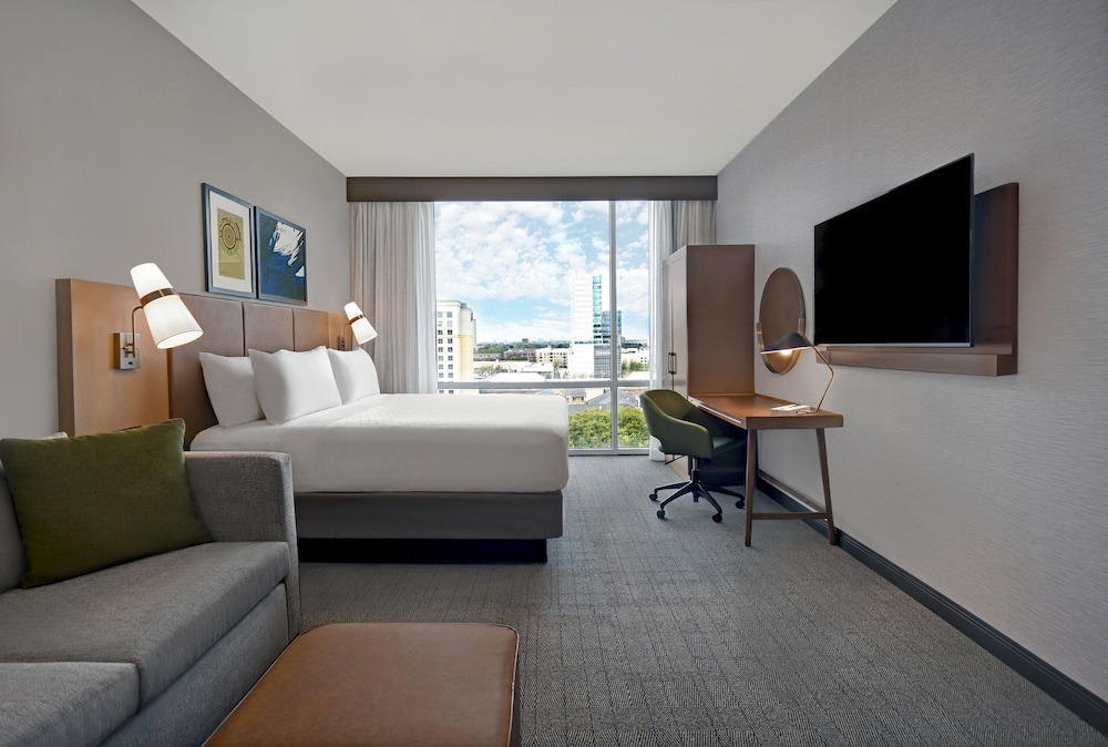 Staybridge Suites Houston Galleria Area by IHG - photo 54