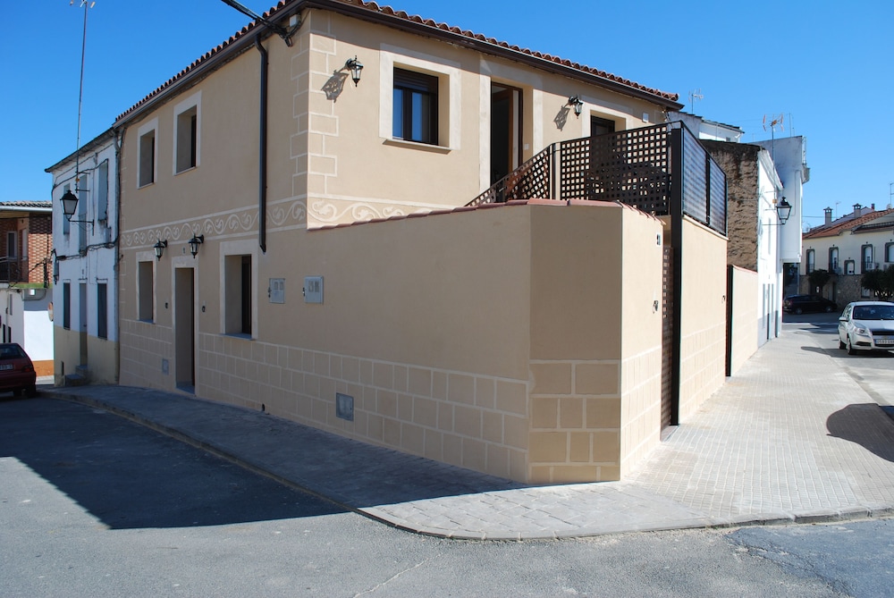 Apartamentos Rurales El Trillo 10872895 — Malpartida De Plasencia