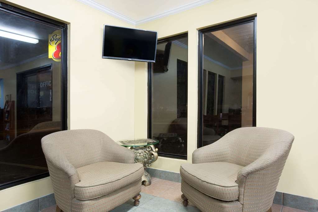 Budgetel Inn & Suites - photo 12