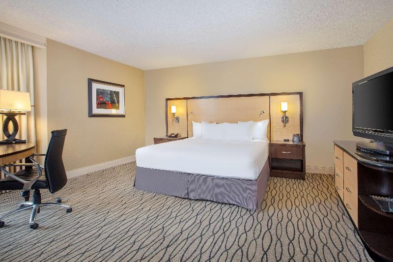 Hilton Rosemont Chicago O'Hare - photo 40