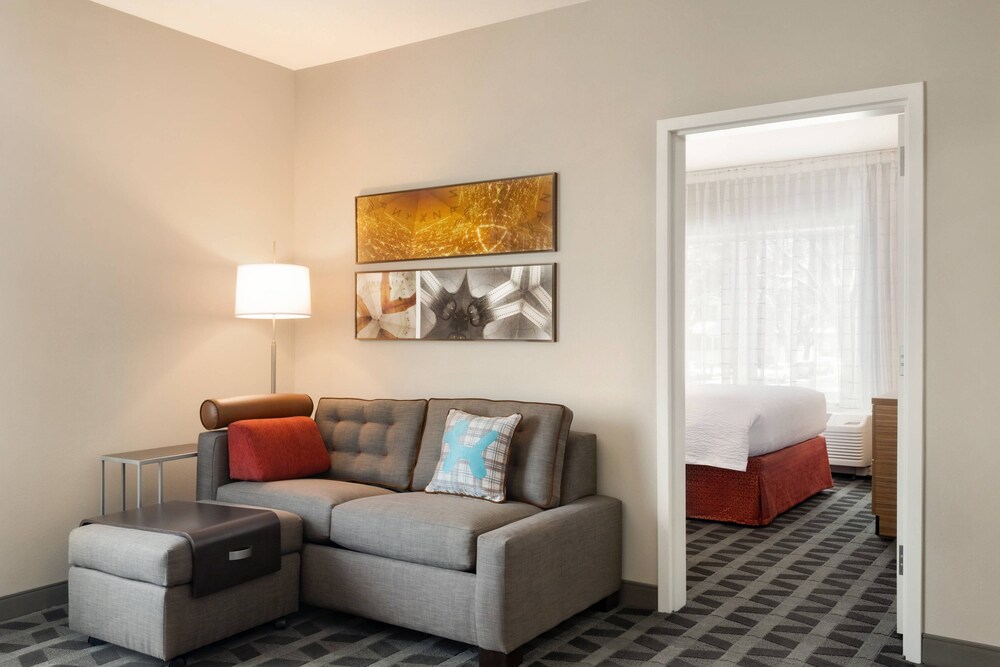 TownePlace Suites by Marriott Dubuque Downtown - photo 8