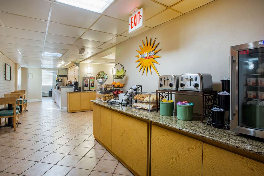 La Quinta Inn by Wyndham Norfolk Virginia Beach - photo 28
