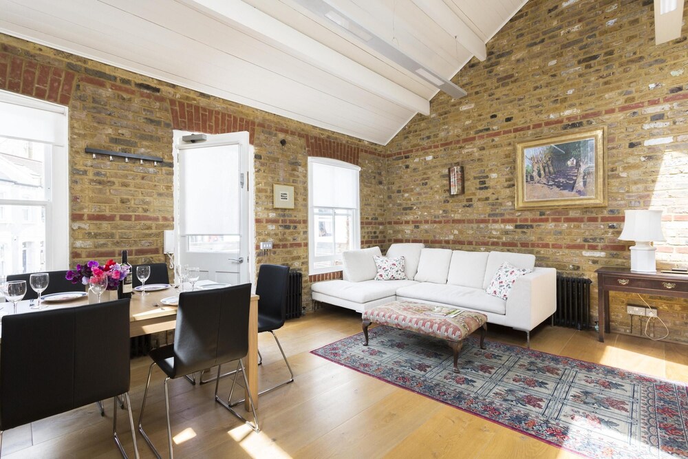 Gironde Road by Onefinestay — 4-Star Luxury Hotel in London, United Kingdom