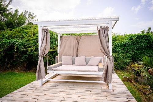 Bed and breakfast Riviere — 4-Star Luxury Hotel in Le Marin, Martinique
