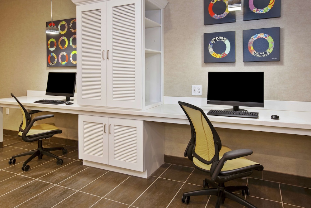 Home2 Suites By Hilton West Bloomfield Detroit - photo 23