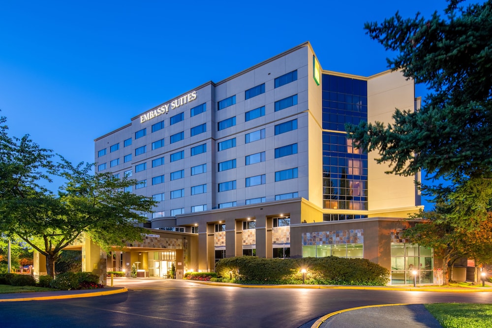 Embassy Suites by Hilton Seattle Tacoma International Airport - photo 64