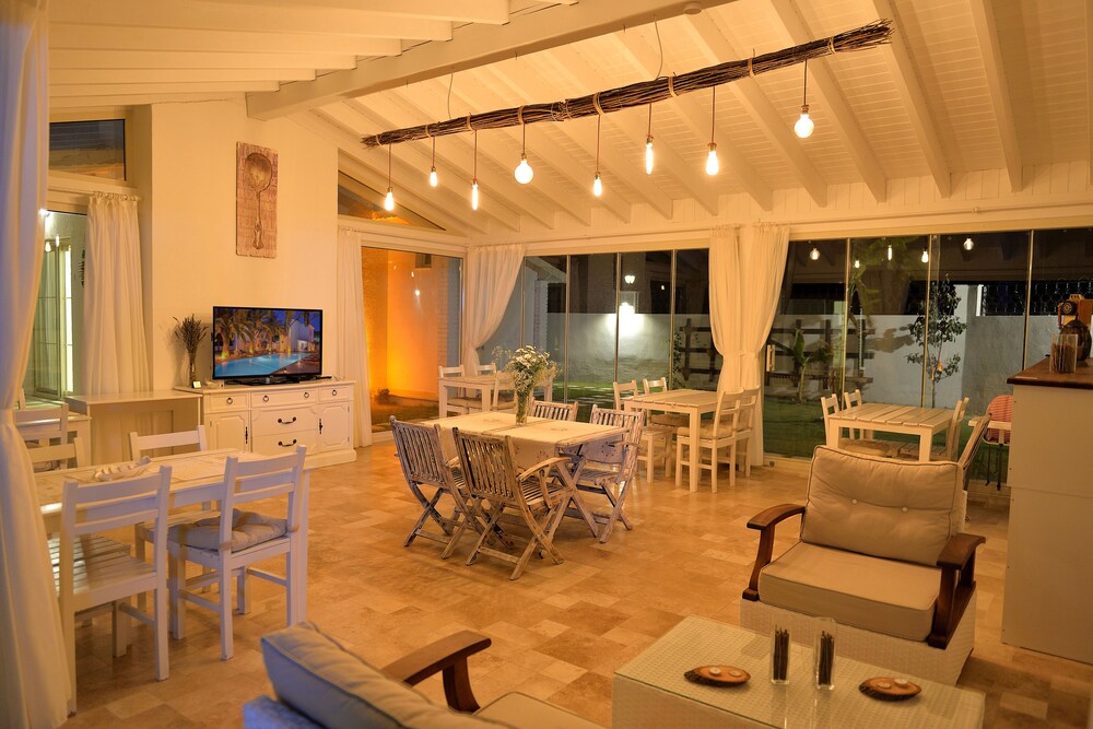 Villa Blanche Otel — Cesme — photo 2