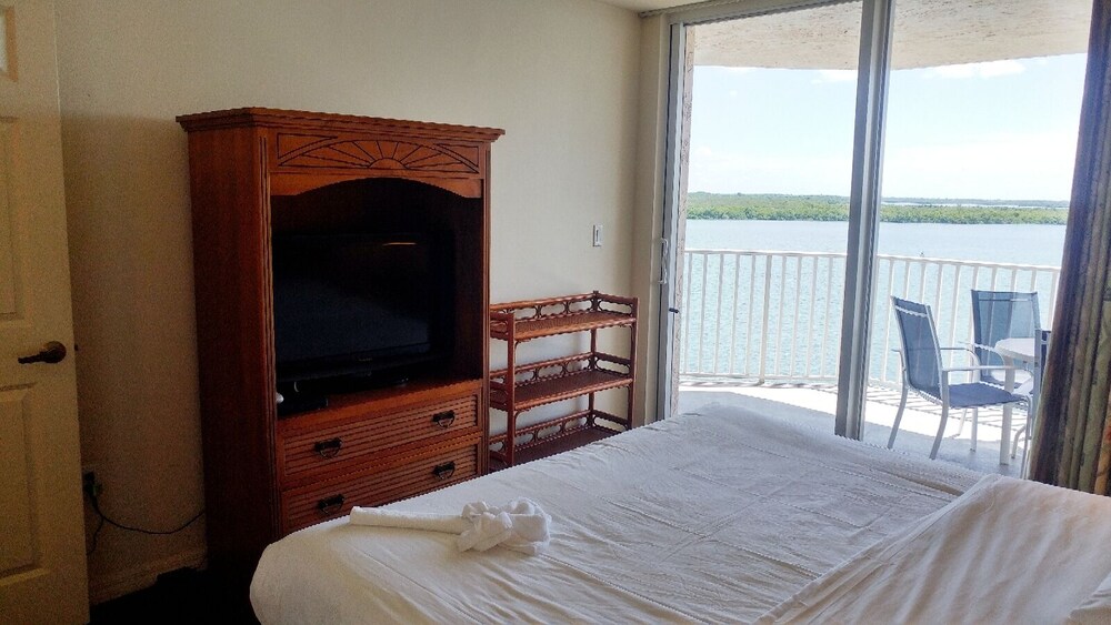 Lovers Key Resort by Check In Vacation Rentals - photo 22