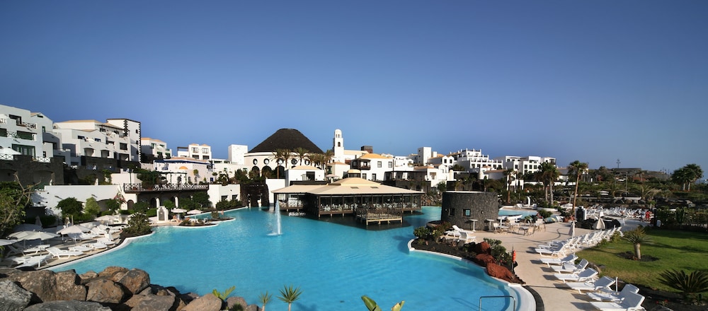 The Hotel Volcán Lanzarote