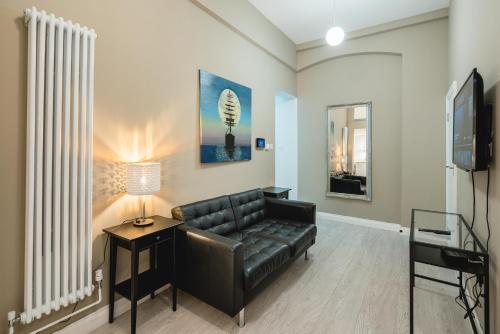 Central Kensington 3Beds Cosy Parks Pubs — 4-Star Luxury Hotel in London, United Kingdom