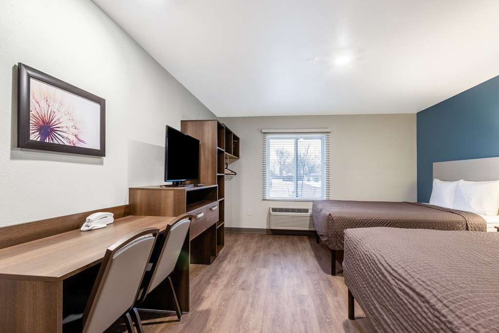 WoodSpring Suites Indianapolis Airport South - photo 21
