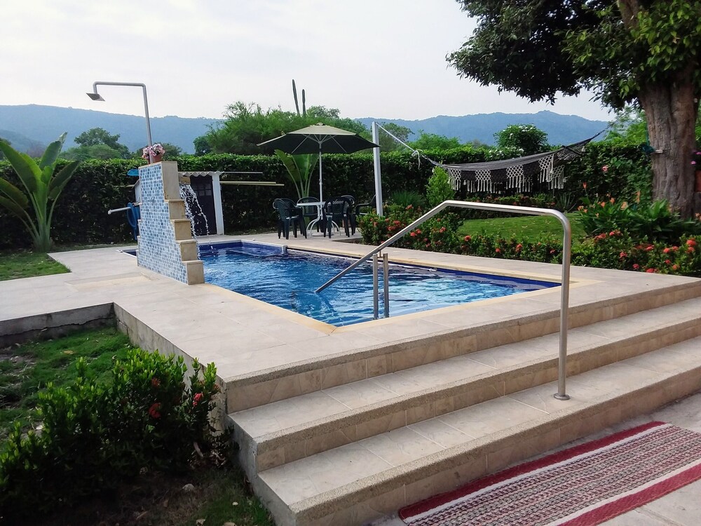 C&H Campestre El Oasis - carbon neutral hotel in Ricaurte