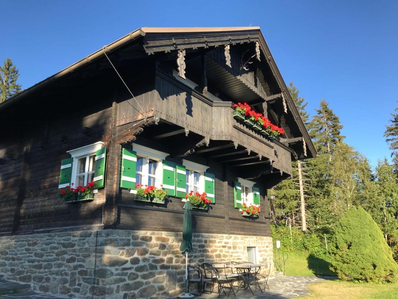 Ferienhäuser Gerlitze - last minute hotel in Unknown City