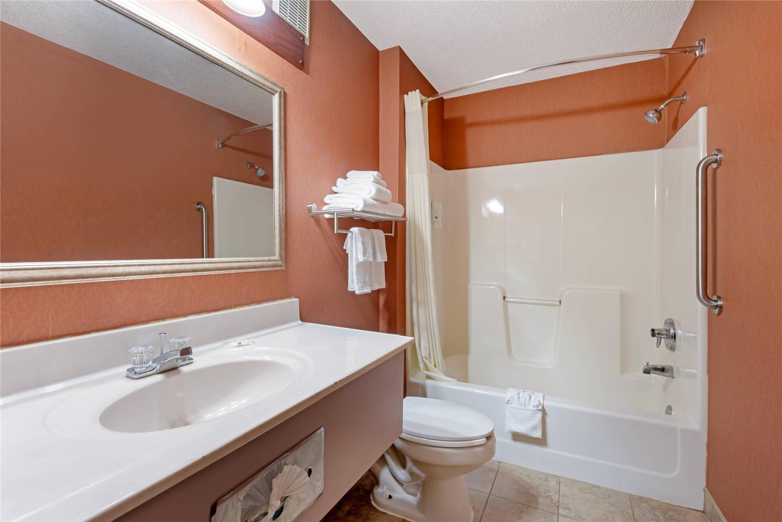 Quality Inn Bemidji - photo 23
