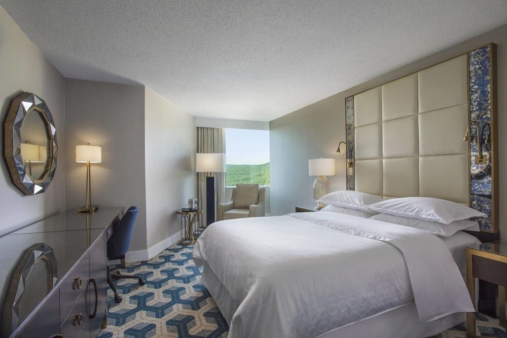 Sheraton Mahwah Hotel - photo 10
