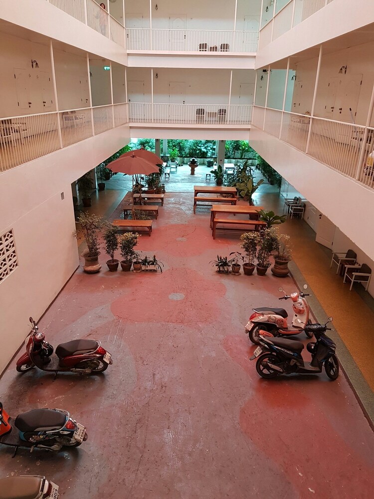 Chiangrai Clock Tower Hostel
