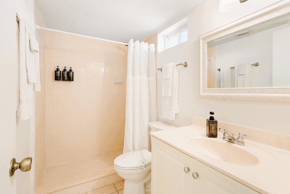 Inn at Camachee Harbor by Coolvacay - photo 107