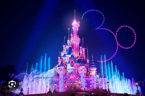 Charmant Duplex F2 Disneyland Paris — hotel in Torcy