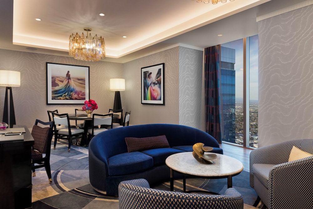 Fontainebleau Las Vegas - photo 39