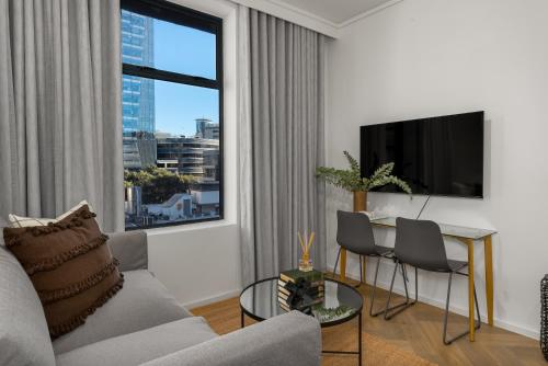 Zeeland Pier Near CTICC & VA Waterfront Incl Pool and Fitness Centre Onsite