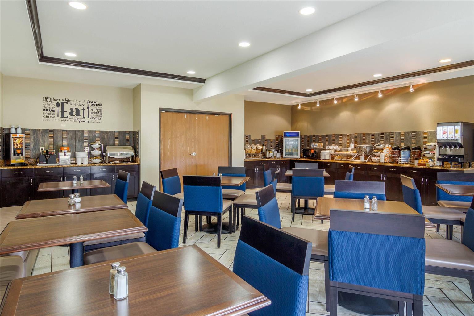 Comfort Inn & Suites Sterling - photo 32