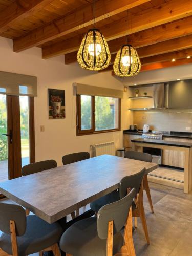 Aliwen in Villa La Angostura, Argentina