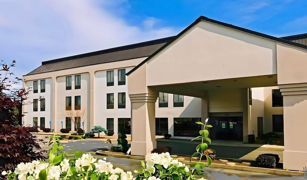 Comfort Inn Erie Near Presque Isle in Erie, United States