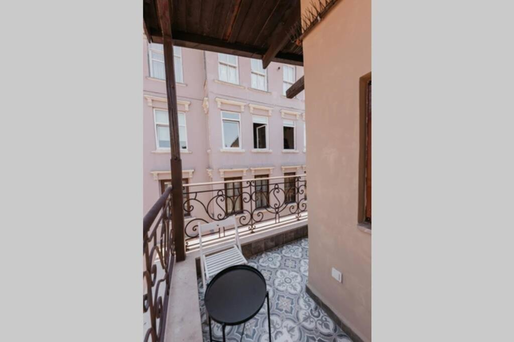 Galadoo Suites 4th Floor — 4-Star Luxury Hotel in Istanbul, Turkey