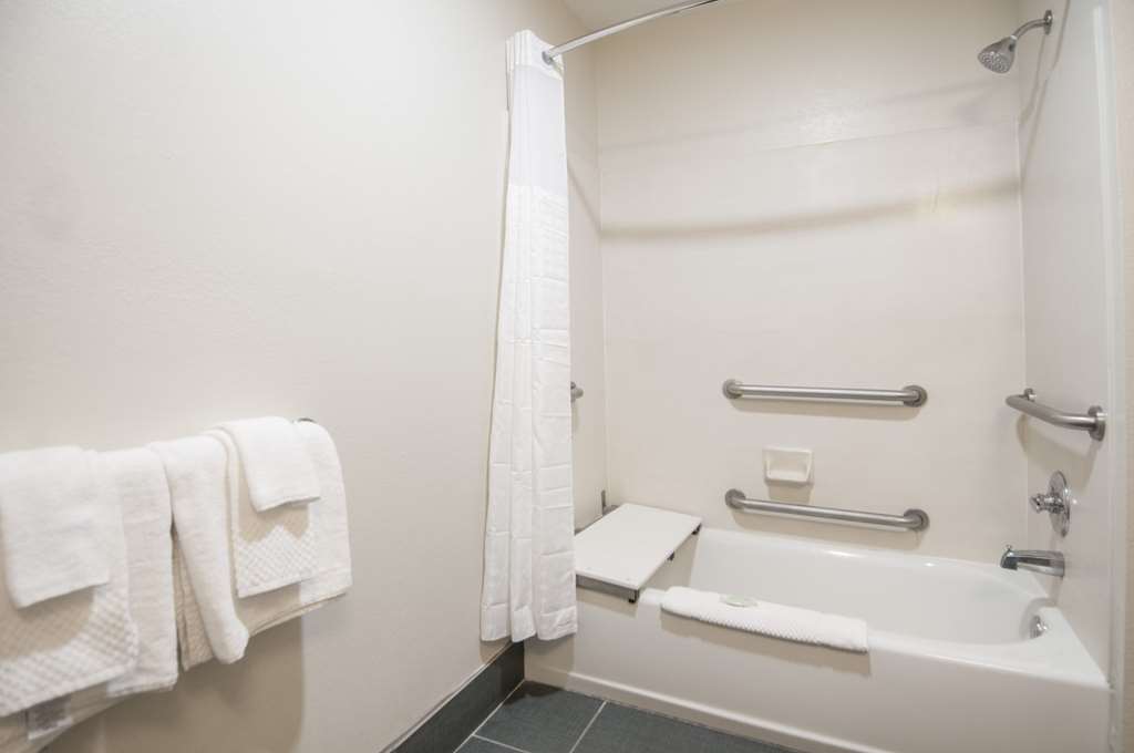 Sleep Inn & Suites Tuscaloosa East - photo 15
