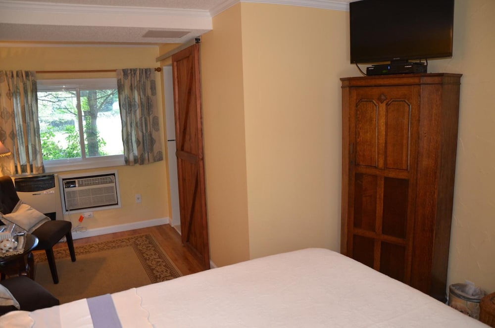 Cornwall Inn and Lodge - photo 17
