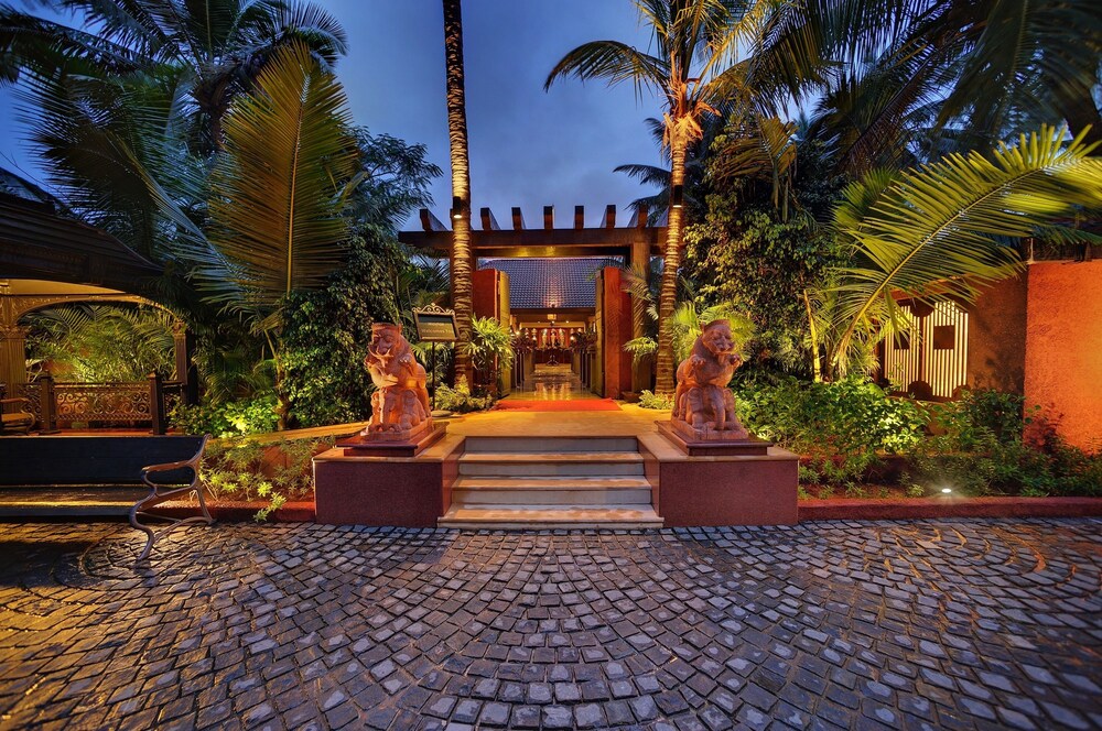 MayFair Hideaway Spa Resort