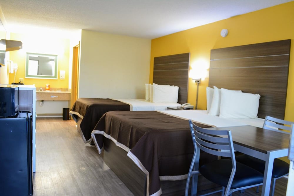 Southern Inn Lumberton - photo 17