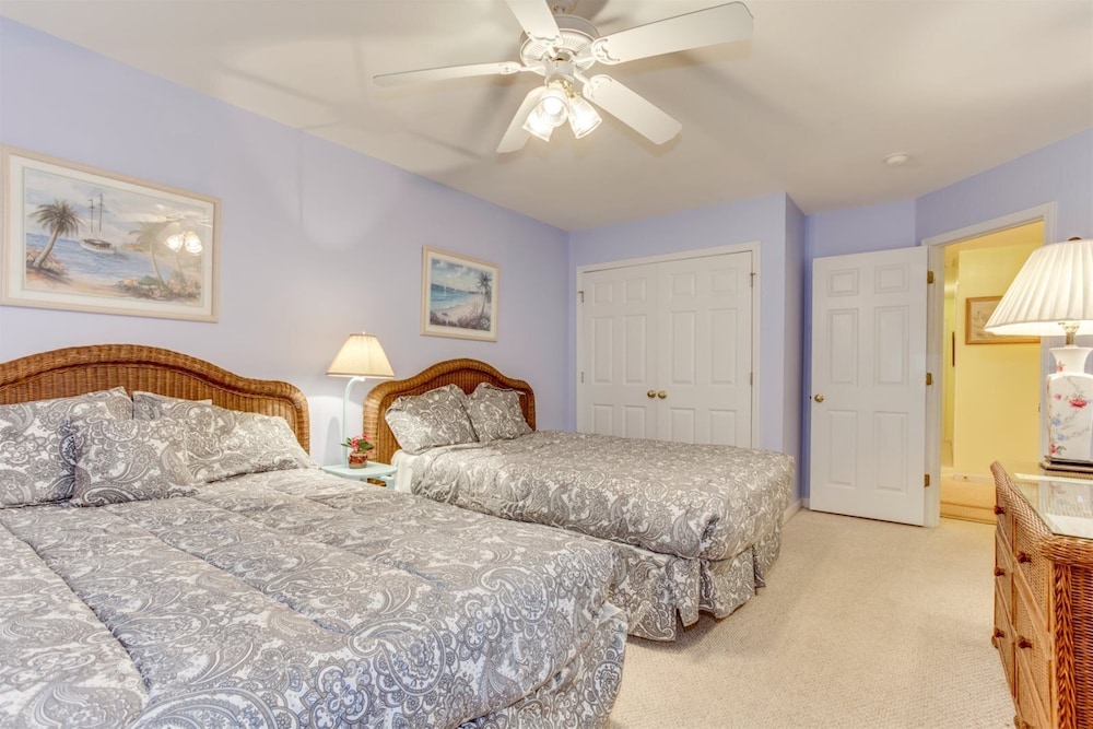 An Amazing Surfside Beach Escape - photo 12