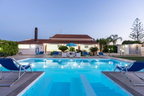 Villa Dama Bianca — 4-Star Luxury Hotel in Ispica, Italy